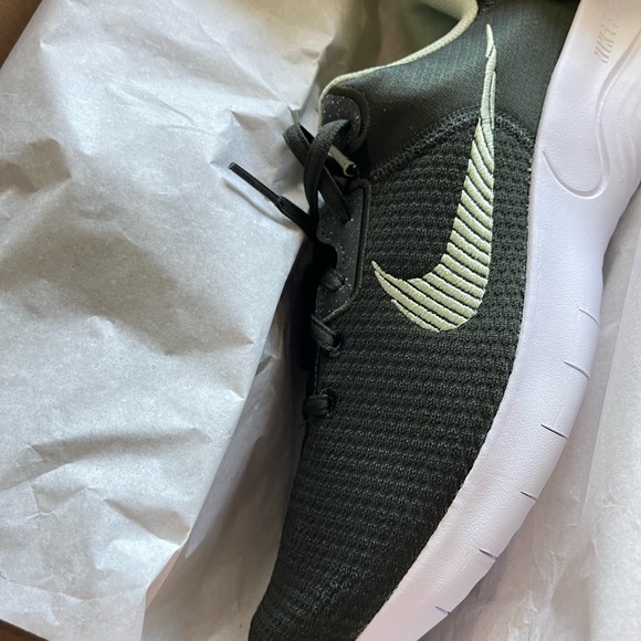 Nike Experience Run 11 Next Nature Mens Size 10.5 New with box - Picture 4 of 14